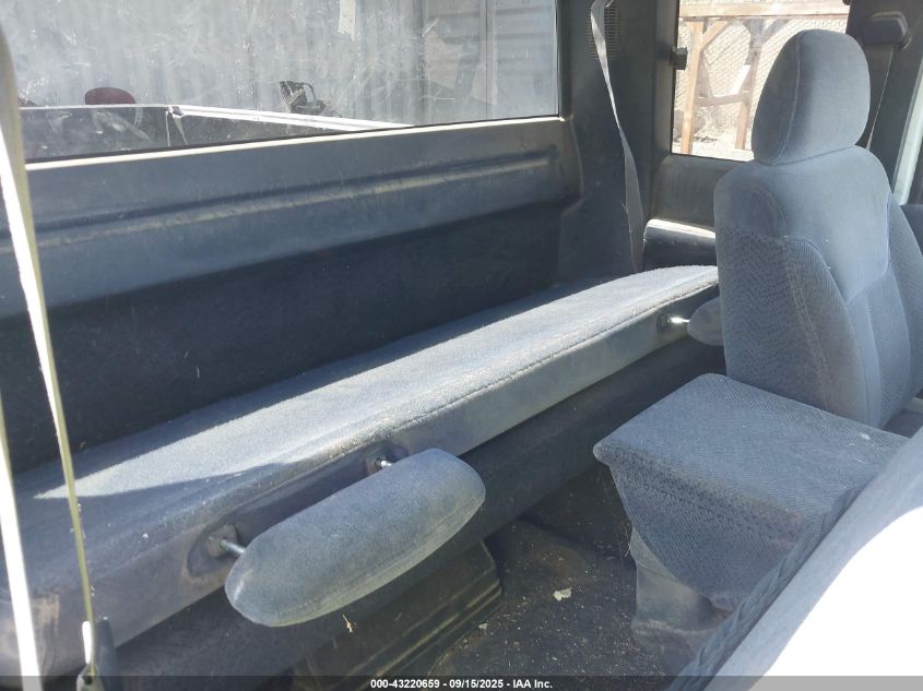 1995 Chevrolet Gmt-400 C1500 VIN: 2GCEC19K2S1291633 Lot: 43220659