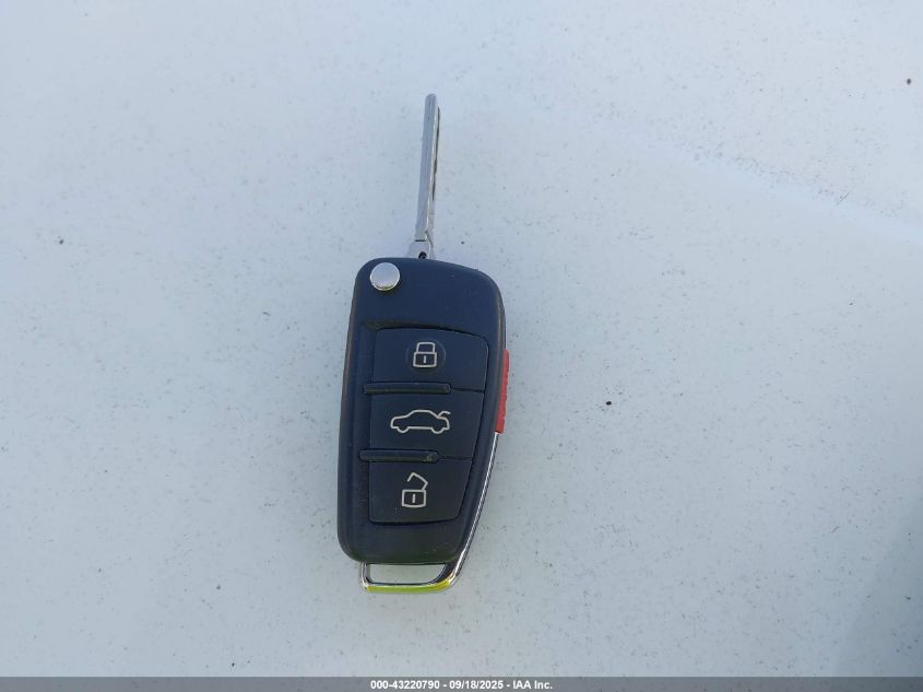 2016 Audi Q3 2.0T Premium Plus VIN: WA1GFCFS6GR014637 Lot: 43220790