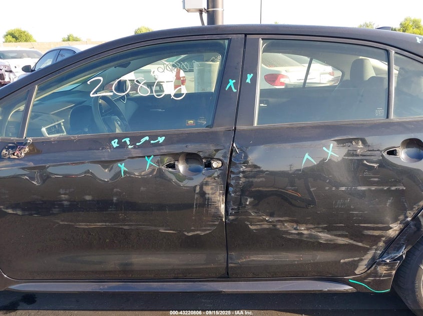 2020 TOYOTA COROLLA LE - JTDEPRAE3LJ024484