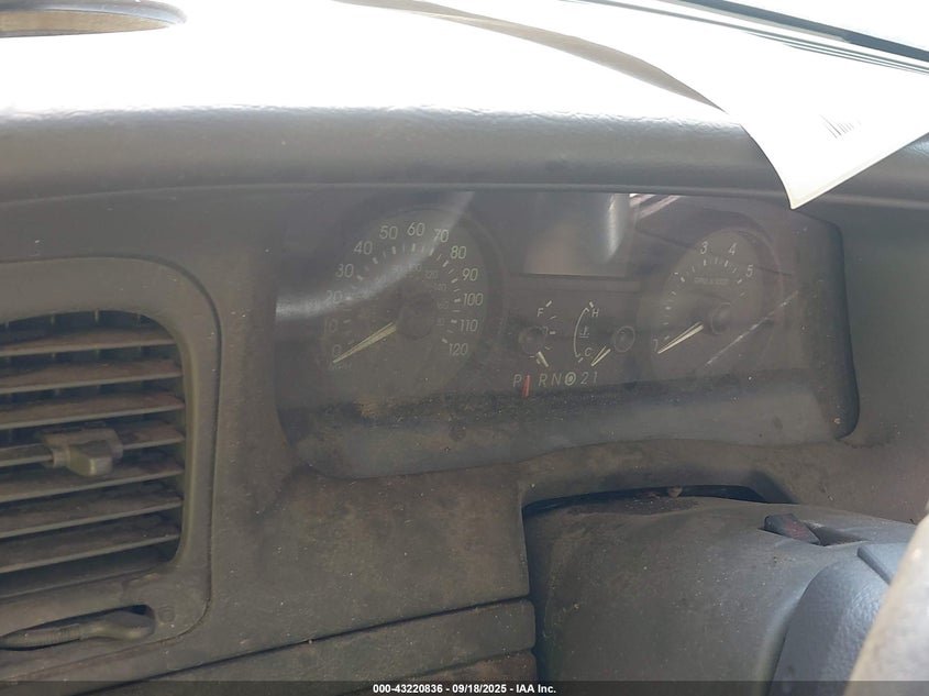 2009 Mercury Grand Marquis Ls (Fleet Only) VIN: 2MEHM75V29X609561 Lot: 43220836