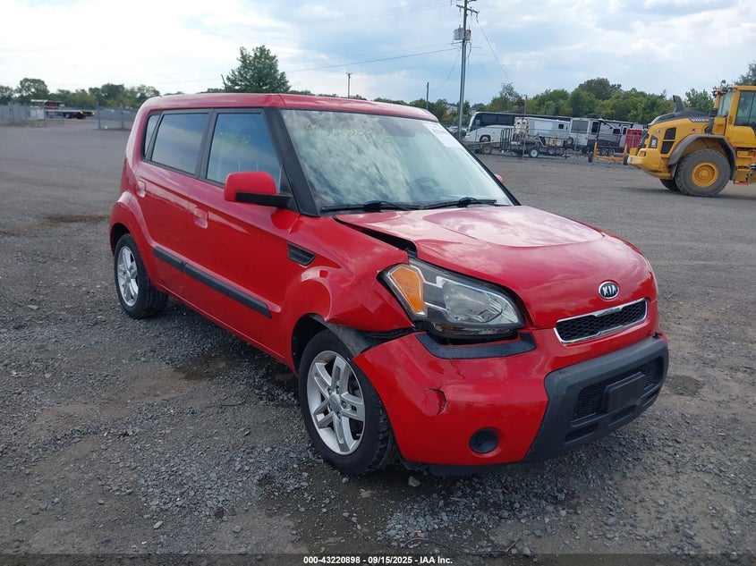 KIA SOUL +