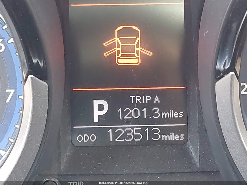 2015 Toyota Corolla S Plus VIN: 5YFBURHE2FP348933 Lot: 43220911