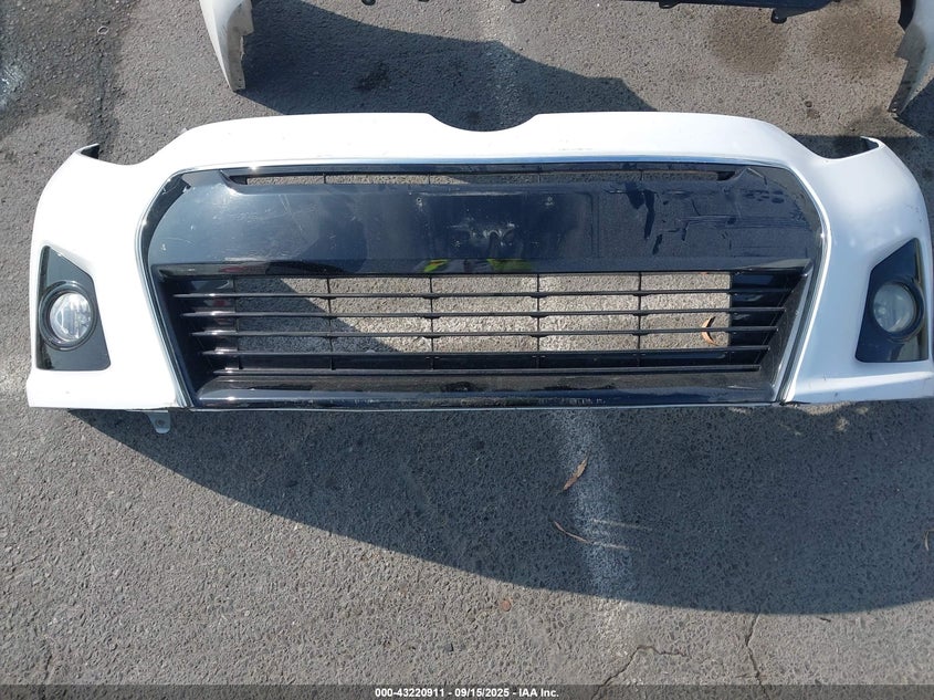 2015 Toyota Corolla S Plus VIN: 5YFBURHE2FP348933 Lot: 43220911