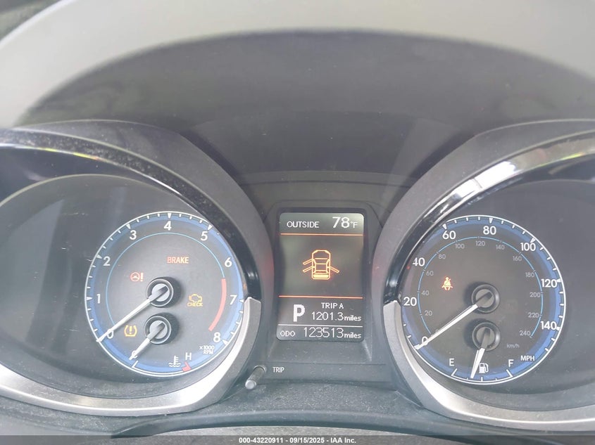 2015 Toyota Corolla S Plus VIN: 5YFBURHE2FP348933 Lot: 43220911