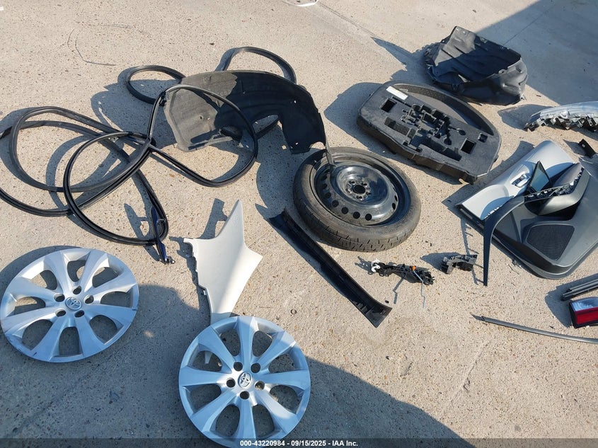 2020 TOYOTA COROLLA LE - 5YFEPRAE1LP056958