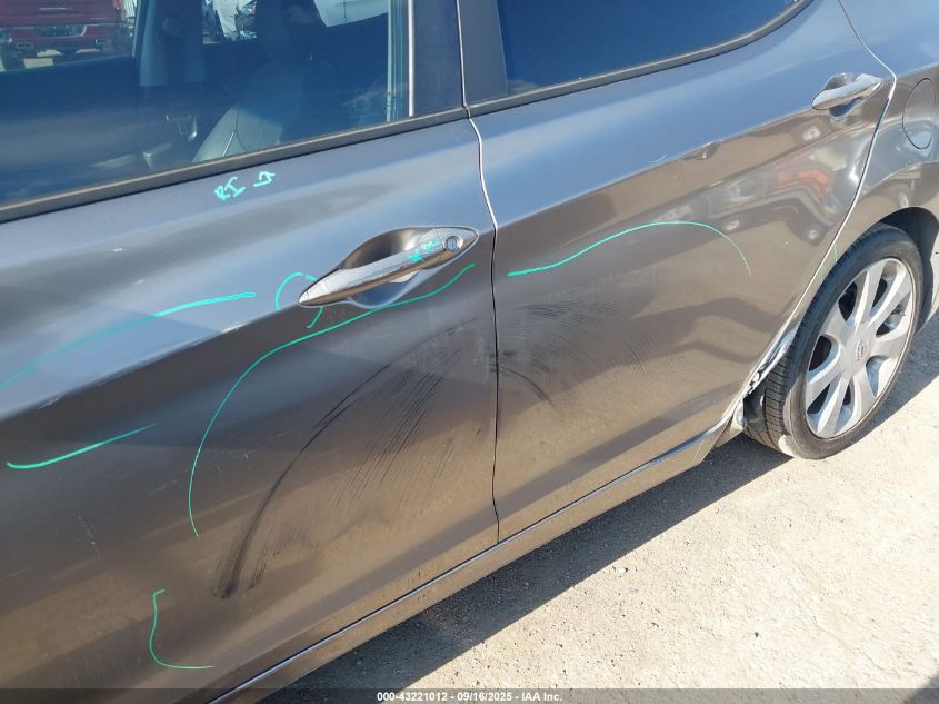 2012 Hyundai Elantra Limited VIN: 5NPDH4AE7CH106819 Lot: 43221012