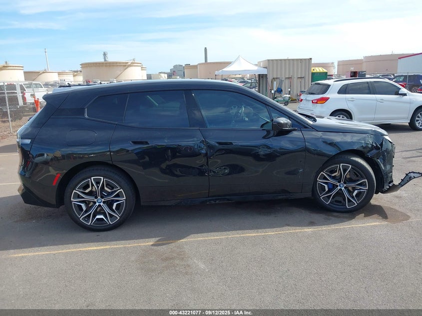 2024 BMW Ix xDrive50 VIN: WB523CF07RCN39005 Lot: 43221077
