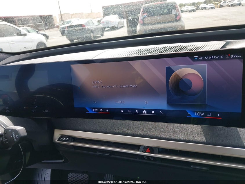 2024 BMW Ix xDrive50 VIN: WB523CF07RCN39005 Lot: 43221077