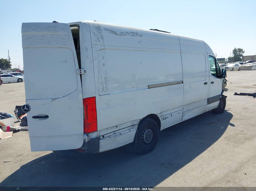 W1W4ECHY9LT040941 2020 MERCEDES-BENZ SPRINTER photo no. 4