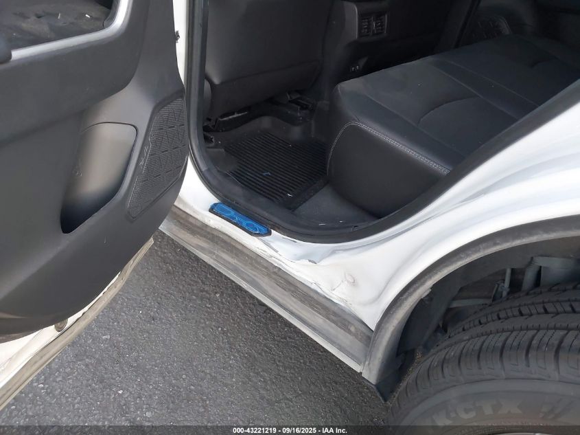 2021 Toyota Rav4 Xle Premium VIN: 2T3A1RFV0MW205702 Lot: 43221219