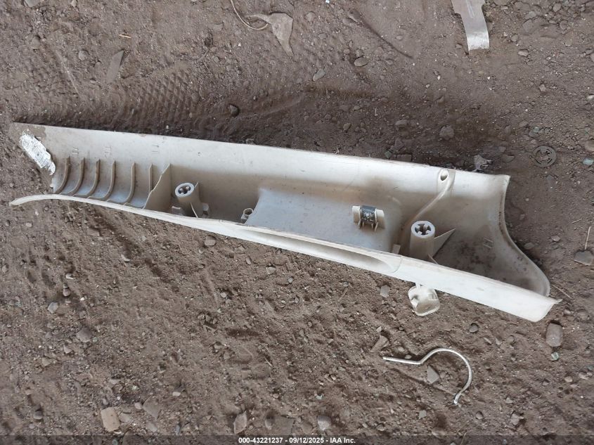 2005 Jeep Grand Cherokee Laredo VIN: 1J4HR48N05C702898 Lot: 43221237