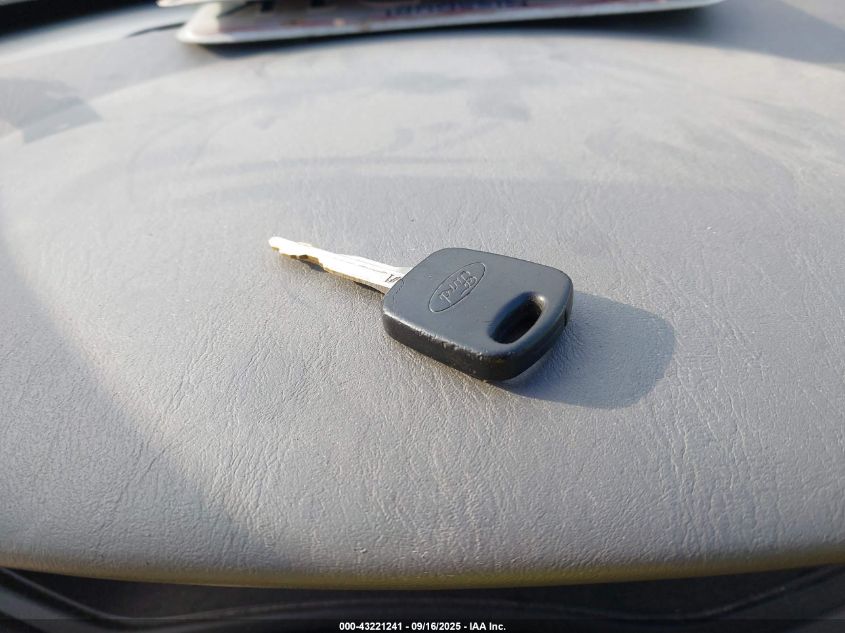 2002 Ford Focus Zx3 VIN: 3FAFP31382R125935 Lot: 43221241