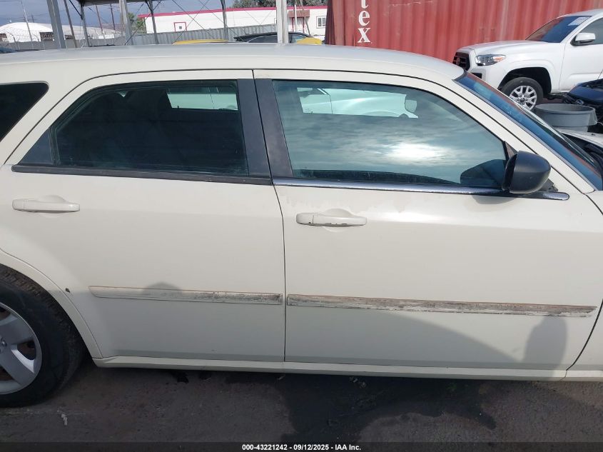 2005 Dodge Magnum Se VIN: 2D8FV48T15H526711 Lot: 43221242