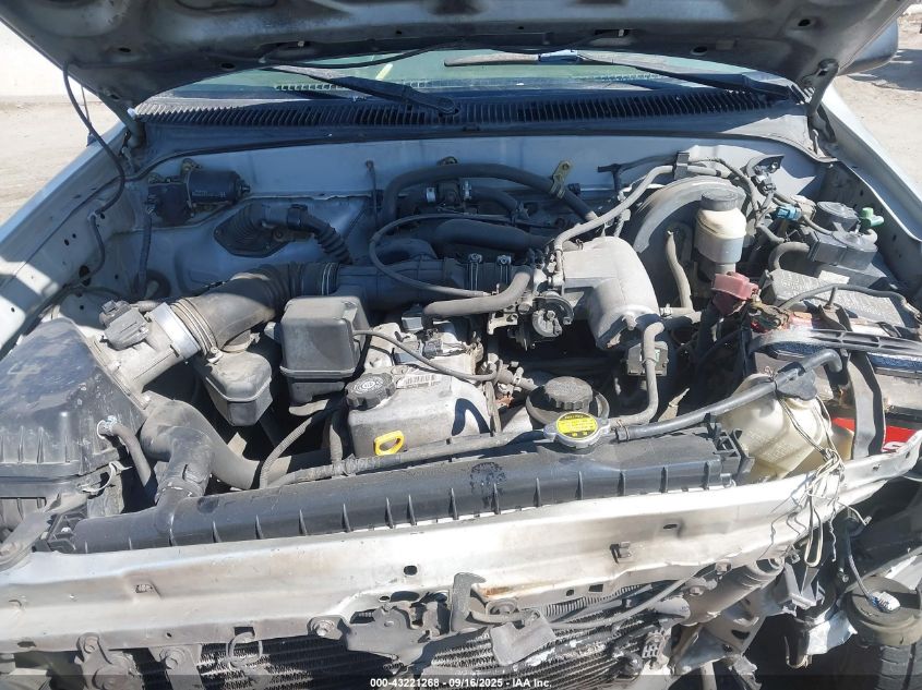 2001 Toyota Tacoma VIN: 5TENL42N21Z795860 Lot: 43221268