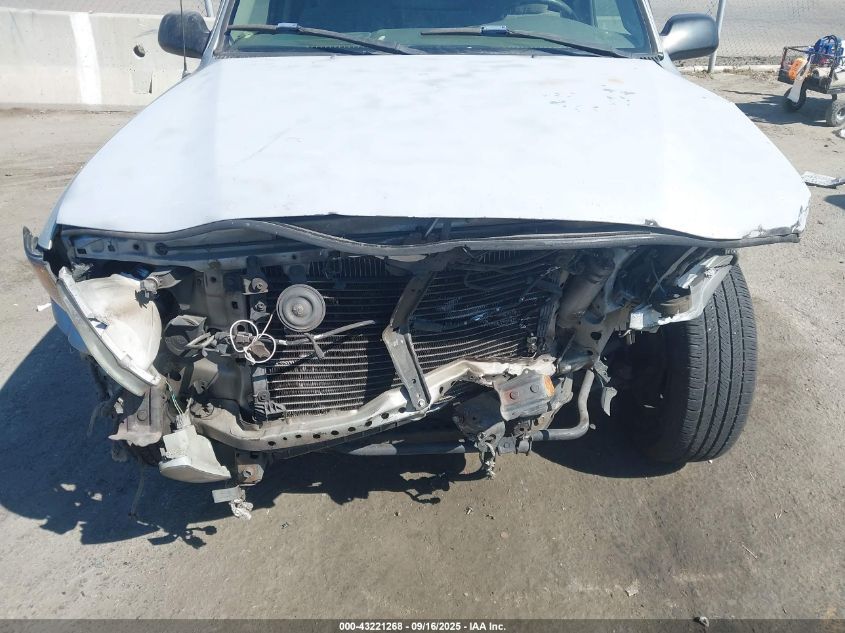 2001 Toyota Tacoma VIN: 5TENL42N21Z795860 Lot: 43221268