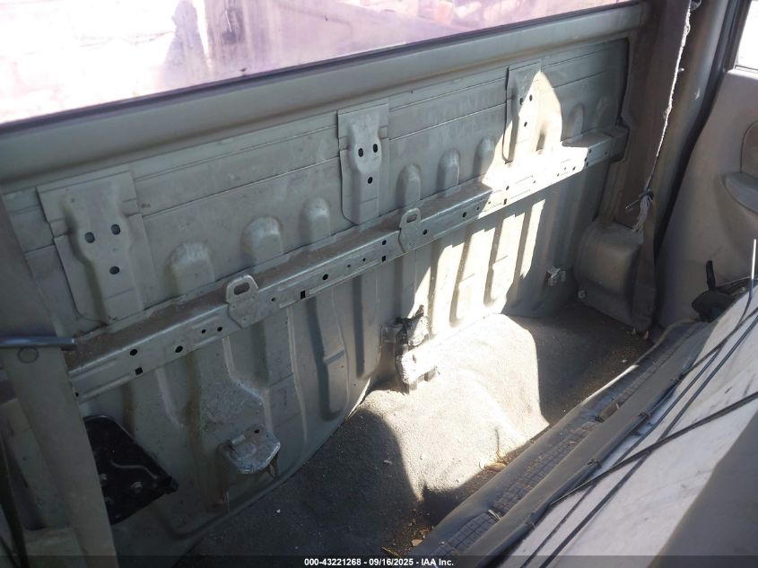 2001 Toyota Tacoma VIN: 5TENL42N21Z795860 Lot: 43221268