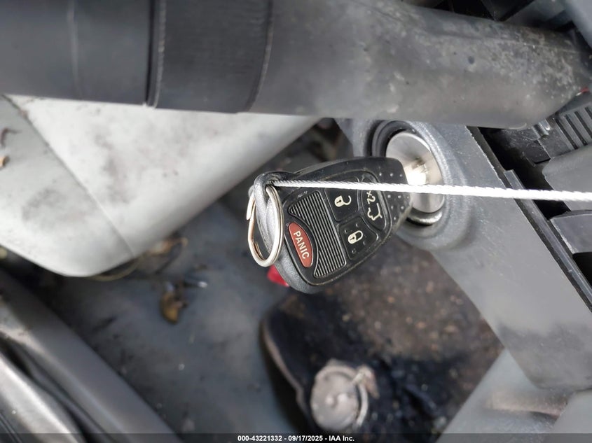 1J4GL48K45W627379 2005 JEEP LIBERTY (NORTH AMERICA) photo no. 11