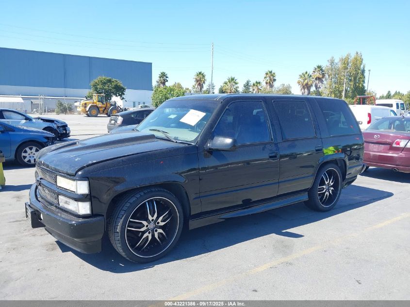 2000 Chevrolet Tahoe Limited VIN: 1GNEC13RXYR190112 Lot: 43221386