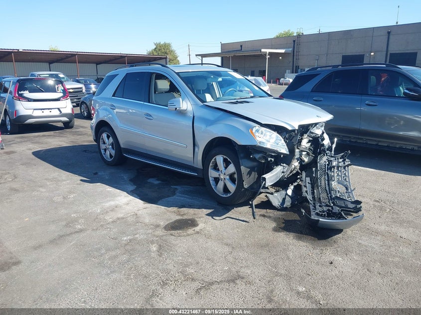 MERCEDES-BENZ M-CLASS 4MATIC
