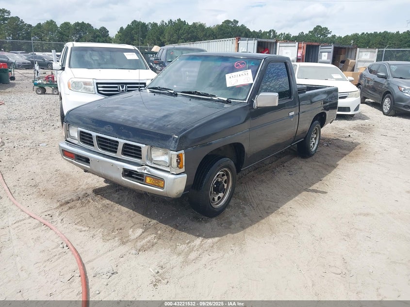 1994 Nissan Truck Xe black pickup gasoline 1N6SD11S8RC384511 photo #3