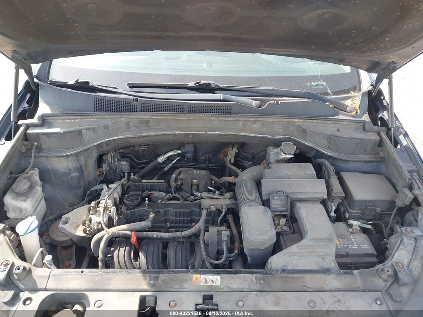 2018 Hyundai Santa Fe Sport 2.4L VIN: 5XYZTDLB7JG562119 Lot: 43221548