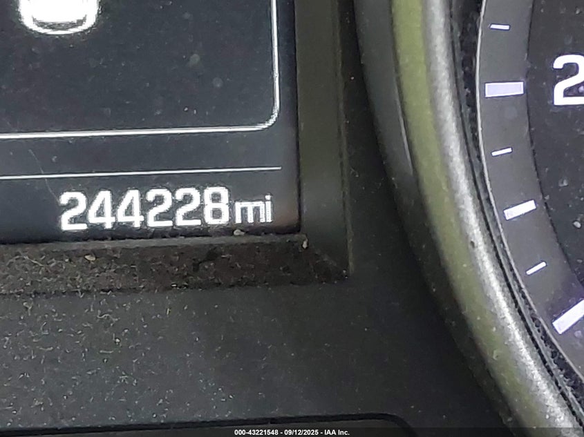 2018 Hyundai Santa Fe Sport 2.4L VIN: 5XYZTDLB7JG562119 Lot: 43221548