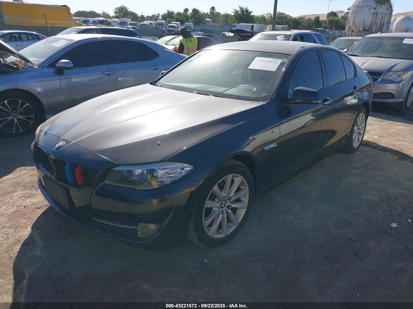 Vin: wbafr1c59bc742294, lot: 43716065, bmw 528i 20112