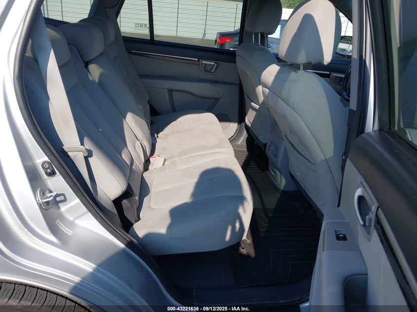 2009 Hyundai Santa Fe Gls VIN: 5NMSG73D59H244784 Lot: 43221636