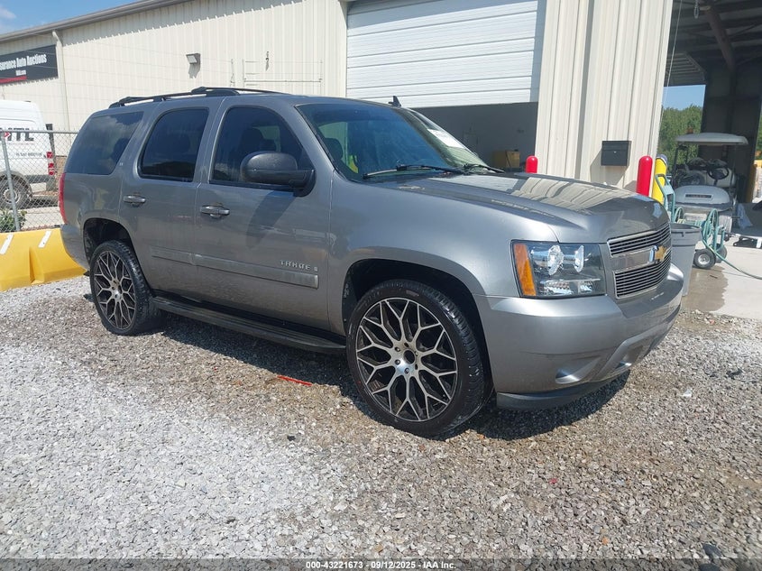 1GNFC13048R114360 2008 Chevrolet Tahoe Lt auction photo 1