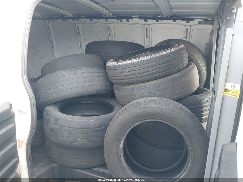 2006 Chevrolet Express Work Van VIN: 1GCGG29V161238317 Lot: 43221890