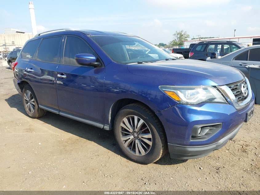 NISSAN PATHFINDER SV