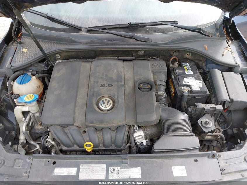 2013 VOLKSWAGEN PASSAT 2.5L SE 1VWBP7A31DC140243