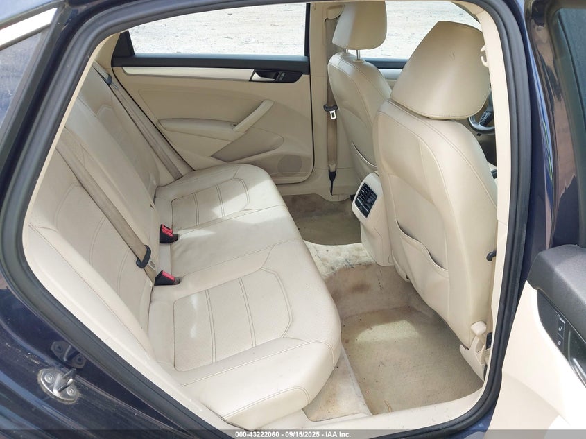 2013 VOLKSWAGEN PASSAT 2.5L SE 1VWBP7A31DC140243
