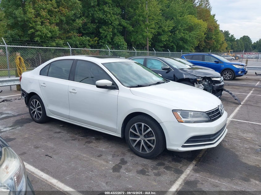 VOLKSWAGEN JETTA 1.4T SE/1.4T WOLFSBURG EDITION