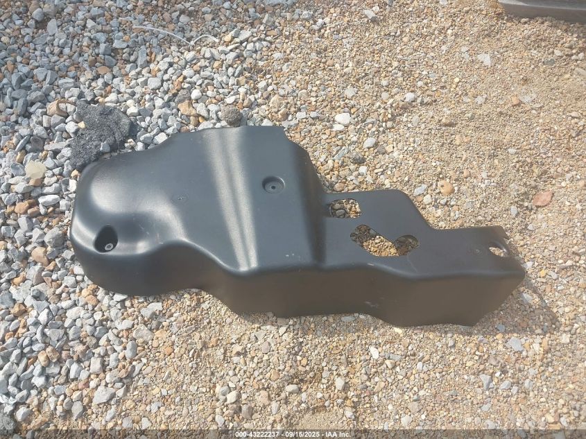 2005 Chevrolet Tahoe Lt VIN: 1GNEC13TX5R138552 Lot: 43222237