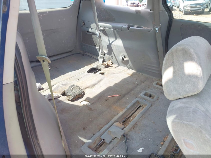 2000 Mazda Mpv Dx/Es/Lx VIN: JM3LW28G8Y0104490 Lot: 43222263