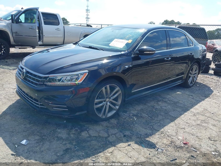2017 VOLKSWAGEN PASSAT 1.8T R-LINE 1VWDT7A33HC002729