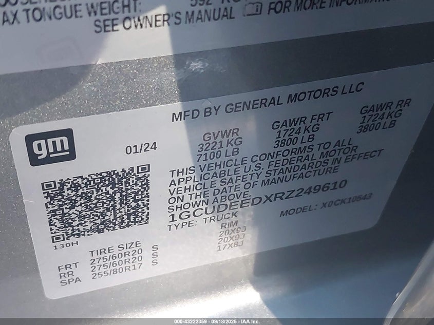 2024 CHEVROLET SILVERADO 1500 4WD  SHORT BED RST - 1GCUDEEDXRZ249610