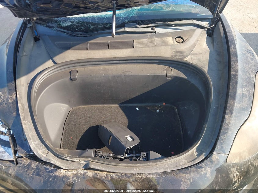 2019 Tesla Model 3 Long Range/Performance VIN: 5YJ3E1EBXKF365918 Lot: 43222390