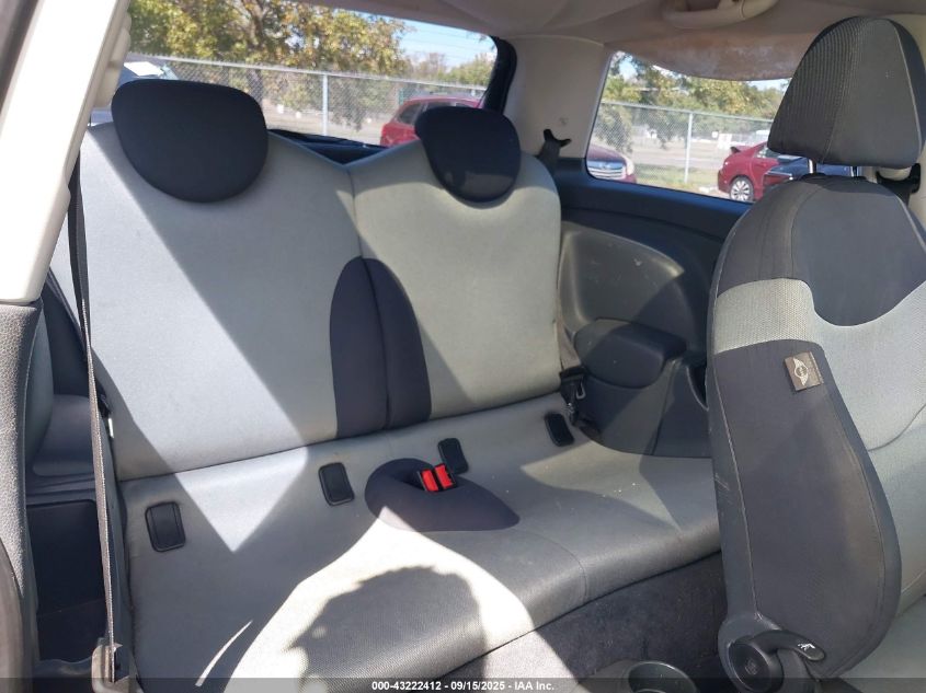 2004 Mini Cooper S VIN: WMWRE33444TD89299 Lot: 43222412