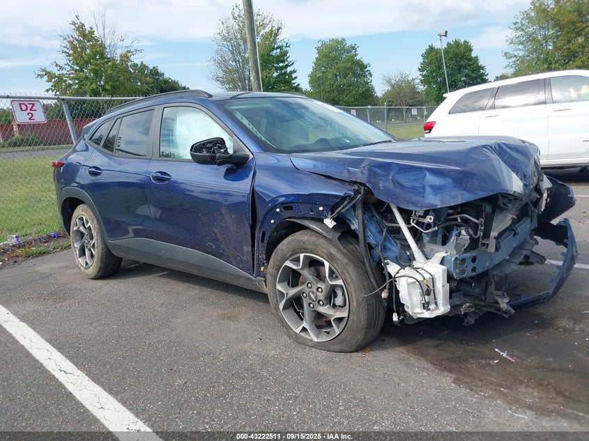 CHEVROLET TRAX FWD LT