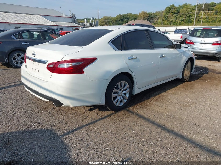 1N4AL3AP3JC260939 2018 NISSAN ALTIMA photo no. 4