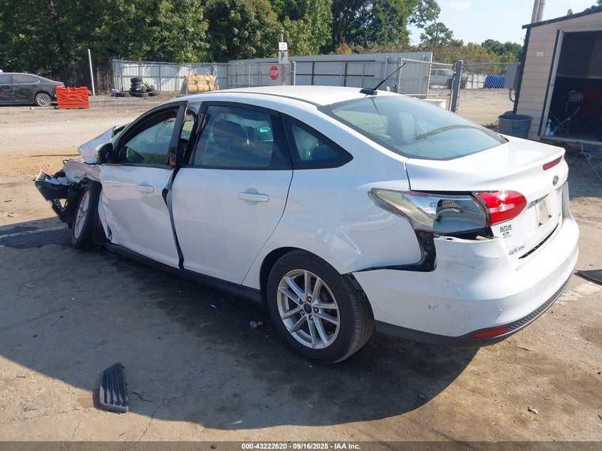 2016 FORD FOCUS SE - 1FADP3F22GL318465