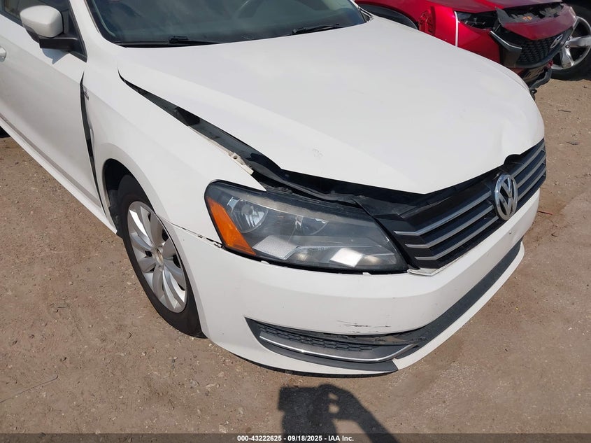 2013 Volkswagen Passat 2.5L Wolfsburg Edition VIN: 1VWAH7A38DC141947 Lot: 43222625