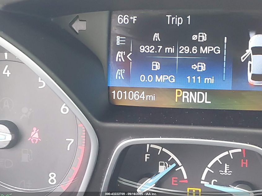 2017 Ford Focus Se VIN: 1FADP3K25HL215709 Lot: 43222709