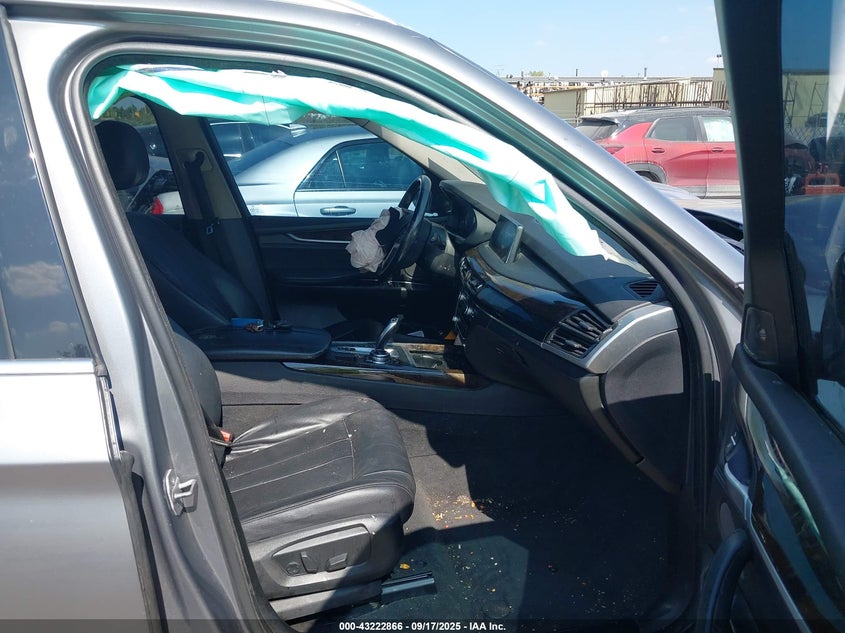 2014 BMW X5 XDRIVE35I - 5UXKR0C54E0K47033