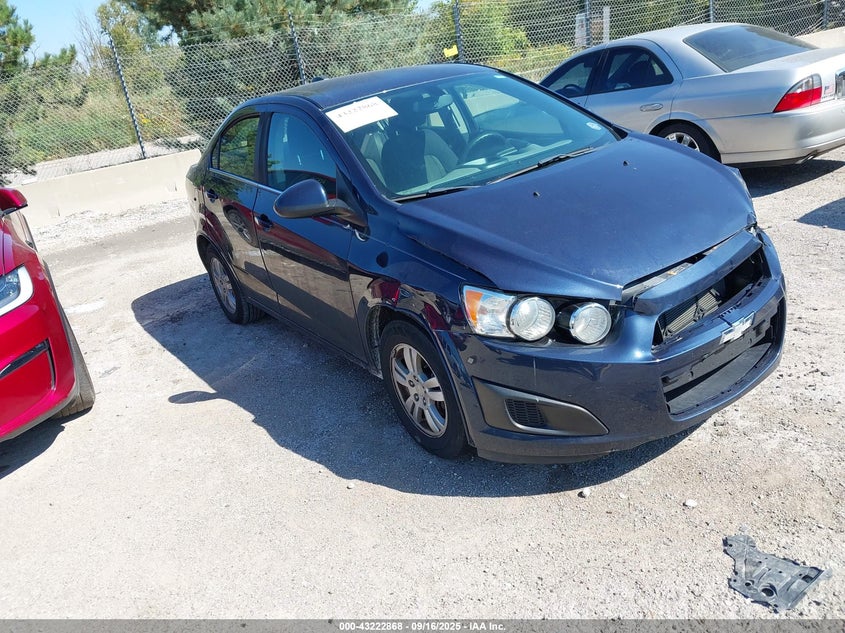 CHEVROLET SONIC LT AUTO