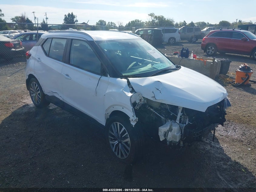 NISSAN KICKS SV XTRONIC CVT