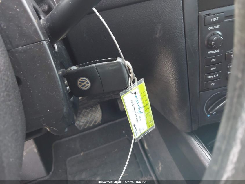 2002 Volkswagen Golf Gls 2.0L VIN: 9BWGK61J924041067 Lot: 43223028