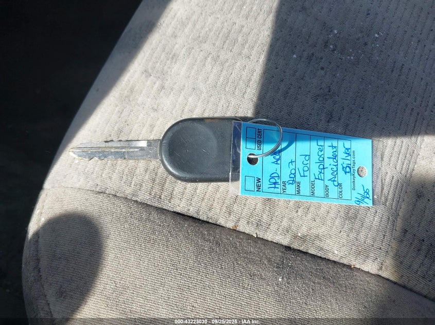 2007 Ford Explorer Xlt VIN: 1FMEU63E47UA75853 Lot: 43223030